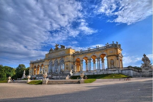Vienna-freepixabayfoto-schonbrunn-palace-g82153e96e_640-600x400